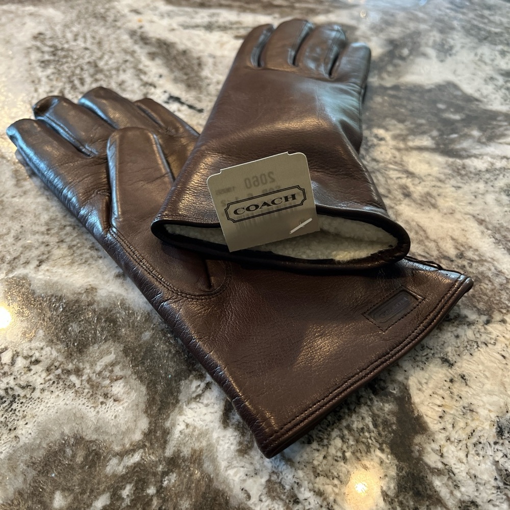 Coach Leather women’s shearling lined (soft lambs wool) gloves